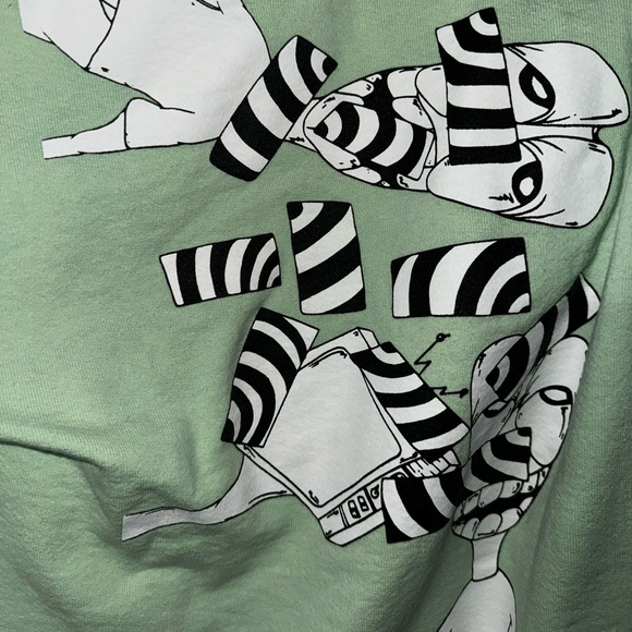 Chrome Heart Graphic Pullover Hoodie - Picture 5 of 8